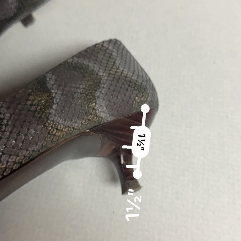 Stuart Weitzman Python Print Kitten Heels – Size 8 - image 8